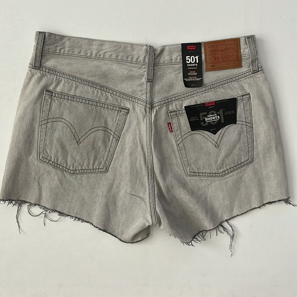 Levi’s Premium 501 ORIGINAL SHORTS Size 32 Women - Picture 16 of 16